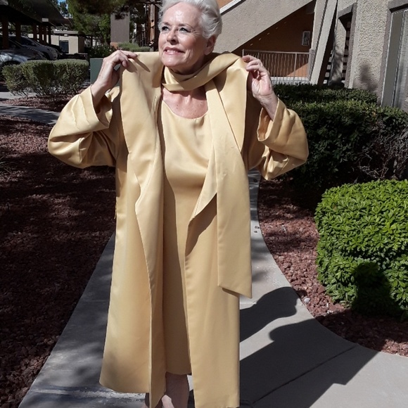 ESSENCE Dresses & Skirts - VINTAGE Doris Day style 2 pieces glamorous